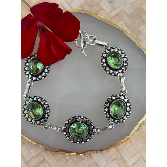 925 Sterling Oval Peridot Sterling Bracelet - Picture 3 of 5